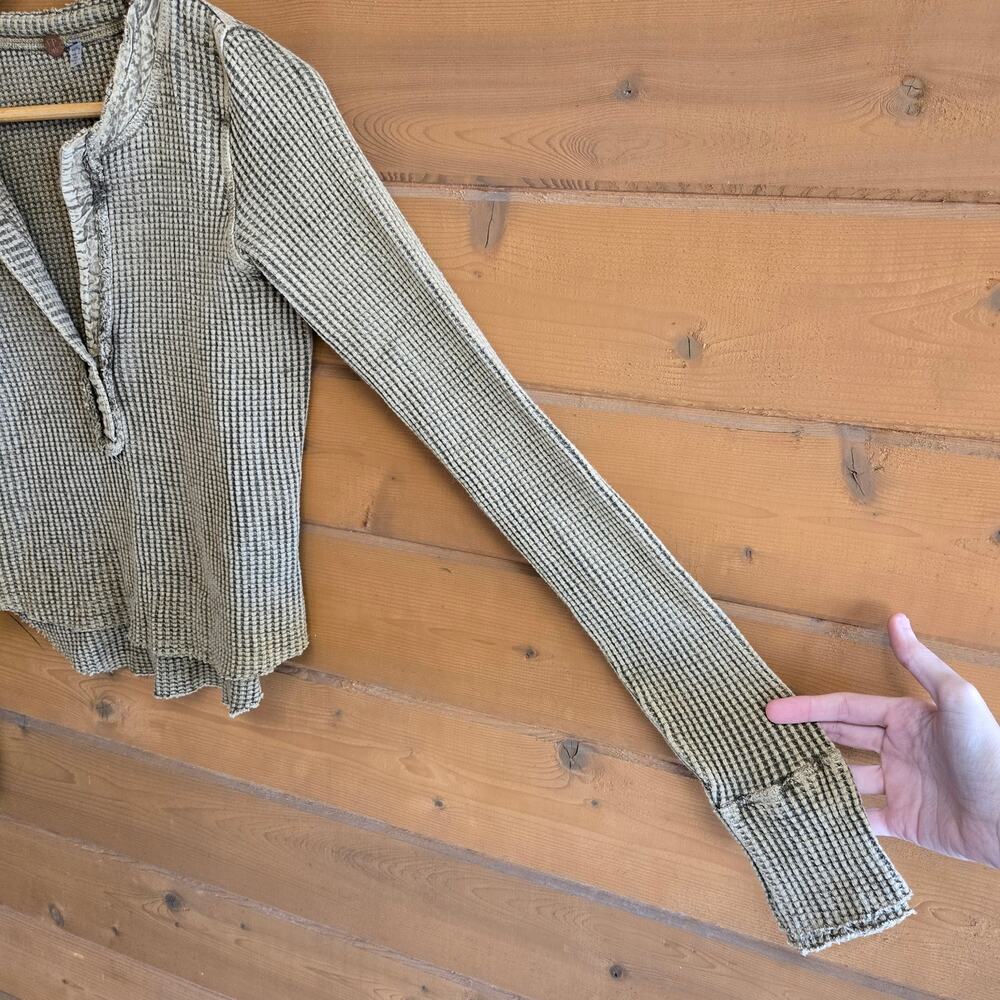 Free People Colt Thermal Henley Top Army Green XS Cuffed Shirt Granola Western - Picture 5 of 7